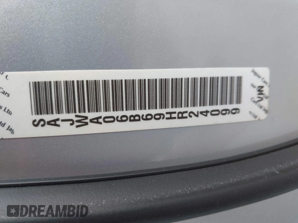 2009 Jaguar XF Premium Luxury with VIN SAJWA06B69HR24099, listed as a IAAI auction lot 42151149 with 107,917 mi miles and . Bid and sale history available at DreamBid. Image 9.