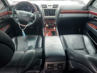 2008 Lexus LS 460 with VIN JTHBL46F185071661, listed as a Copart auction lot 57762175 with 122,958 mi miles and Clean title. Bid and sale history available at DreamBid. Image 8.
