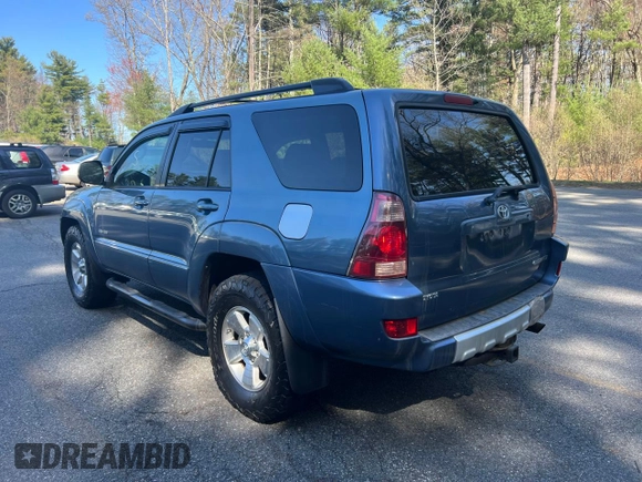 2004 Toyota 4Runner SR5 with VIN JTEBT14R340041772, listed as a Copart auction lot 54595695 with 210,561 mi miles and Clean Title. Bid and sale history available at DreamBid. Image 3.