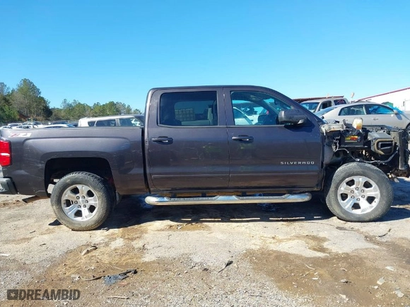 2015 Chevrolet Silverado 1500 LT with VIN 3GCUKREC4FG321983, listed as a IAAI auction lot 41642912 with NaN miles. Bid and sale history available at carsss.com. Image 14.