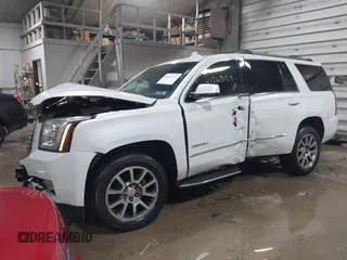 2016 GMC Yukon Denali with VIN 1GKS2CKJXGR271605, listed as a IAAI auction lot 41269124 with 172,432 mi miles. Bid and sale history available at carsss.com. Image 17.