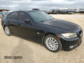 2009 BMW 3 Series 328i with VIN WBAPH77519NM29940, listed as a Copart auction lot 46677745 with 193,693 mi miles and Clean Title. Bid and sale history available at carsss.com. Image 4.
