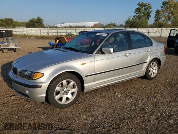2005 BMW 3 Series 325xi with VIN WBAEU33455PR17313, listed as a Copart auction lot 70640414 with 96,150 mi miles and Salvage Title. Bid and sale history available at carsss.com. Image 1.