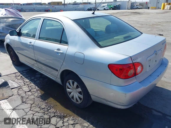2007 Toyota Corolla CE z VIN 1NXBR32E57Z802566, wystawiony jako IAAI lot #42394007 z przebiegiem 195 301 mil mil oraz . Historia ofert i sprzedaży dostępna na DreamBid. Obrazek 3.