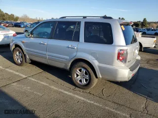 2008 Honda Pilot VP with VIN 5FNYF28228B023909, listed as a Copart auction lot 44814625 with 129,628 mi miles and Salvage Title. Bid and sale history available at carsss.com. Image 2.