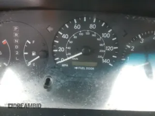 2001 Toyota Camry CE z VIN JT2BG22K710561238, wystawiony jako Copart lot #56686255 z przebiegiem Nie podano mil oraz Szkoda całkowita • Salvage title. Historia ofert i sprzedaży dostępna na DreamBid. Obrazek 9.