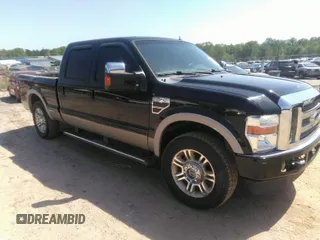 2010 Ford Super Duty F-250 SRW XL with VIN 1FTSW2BR7AEA09135, listed as a IAAI auction lot 42043169 with 185,144 mi miles. Bid and sale history available at carsss.com. Image 1.