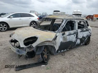 2013 MINI Countryman S z VIN WMWZC3C50DWP23192, wystawiony jako Copart lot #53881615 z przebiegiem Nie podano mil oraz Nie do naprawy • Non repairable. Historia ofert i sprzedaży dostępna na DreamBid. Obrazek 1.