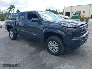 2024 Toyota Tacoma 2WD SR5 with VIN 3TYKB5FN3RT005663, listed as a IAAI auction lot 41618730 with 2,662 mi miles. Bid and sale history available at carsss.com. Image 1.