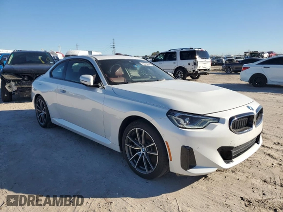 2023 BMW 2 Series 230i xDrive with VIN 3MW33CM06P8D23448, listed as a Copart auction lot 83794644 with 17,213 mi miles and Salvage Title. Bid and sale history available at carsss.com. Image 4.