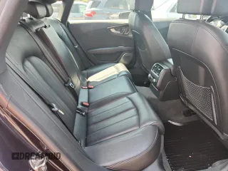2016 Audi A7 z VIN WAU2MBFC1GN018267, wystawiony jako Copart lot #62498205 z przebiegiem 43 072 mil mil oraz Szkoda całkowita • Salvage title. Historia ofert i sprzedaży dostępna na DreamBid. Obrazek 10.