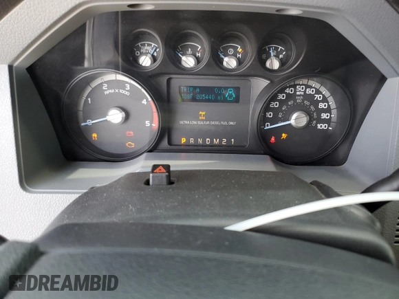 2011 Ford F-250 XL с VIN 1FT7W2BT5BEA96892, выставлен на аукционе Copart как лот 55018015 с пробегом 205 440 миль миль и Списание • Salvage title. История ставок и продаж доступна на DreamBid. Изображение 9.