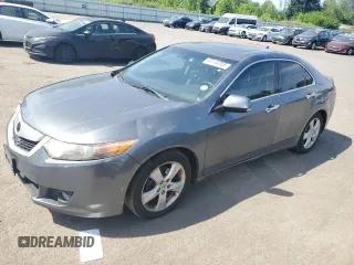 2010 Acura TSX with VIN JH4CU2F61AC042135, listed as a Copart auction lot 60118005 with 204,640 mi miles and Clean title. Bid and sale history available at DreamBid. Image 1.