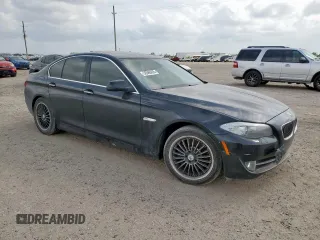 2011 BMW 5 Series 535i z VIN WBAFR7C58BC807154, wystawiony jako Copart lot #56888895 z przebiegiem Nie podano mil oraz Szkoda całkowita • Salvage title. Historia ofert i sprzedaży dostępna na DreamBid. Obrazek 4.