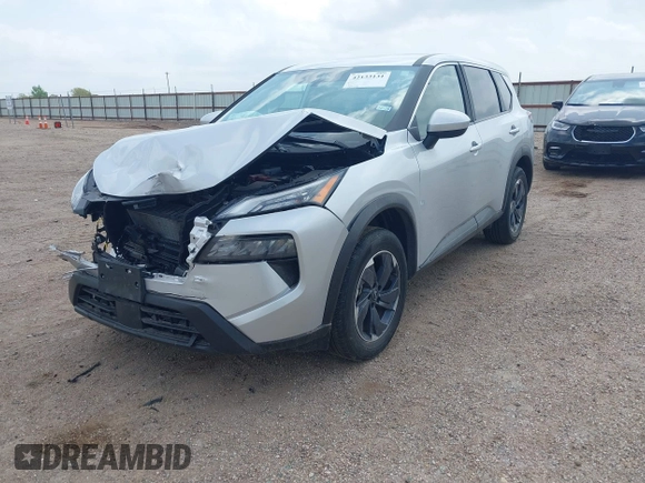 2024 Nissan Rogue SV with VIN 5N1BT3BA8RC677554, listed as a IAAI auction lot 42133131 with 33,526 mi miles and . Bid and sale history available at carsss.com. Image 18.