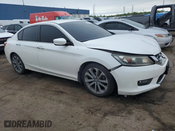 2015 Honda Accord Sport with VIN 1HGCR2F5XFA259858, listed as a Copart auction lot 56637275 with 99,136 mi miles and Clean Title. Bid and sale history available at DreamBid. Image 4.