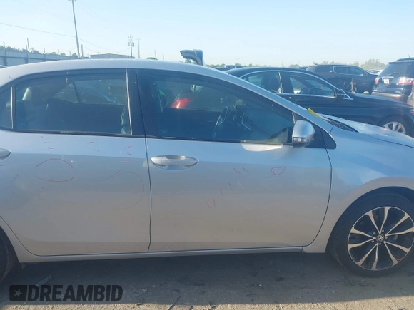 2017 Toyota Corolla L с VIN 5YFBURHEXHP607459, выставлен на аукционе IAAI как лот 42002669 с пробегом 112 551 миль миль и . История ставок и продаж доступна на DreamBid. Изображение 13.