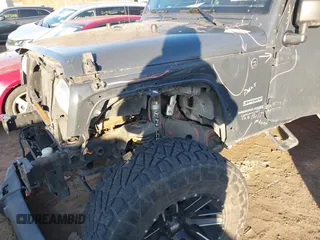 2018 Jeep Wrangler Unlimited Sport S with VIN 1C4HJWDG7JL918614, listed as a IAAI auction lot 41750833 with 60,136 mi miles and . Bid and sale history available at DreamBid. Image 18.
