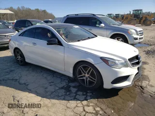 2017 Mercedes-Benz E 400 z VIN WDDKJ6HB8HF361697, wystawiony jako Copart lot #43335175 z przebiegiem 105 160 mil mil oraz Szkoda całkowita • Salvage title. Historia ofert i sprzedaży dostępna na DreamBid. Obrazek 4.