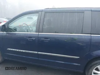 2016 Chrysler Town & Country Touring with VIN 2C4RC1BGXGR229560, listed as a IAAI auction lot 41887023 with 103,429 mi miles. Bid and sale history available at carsss.com. Image 14.