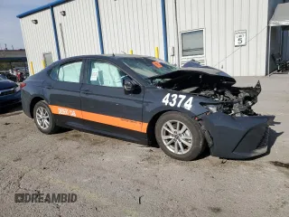 2025 Toyota Camry LE z VIN 4T1DAACK5SU523538, wystawiony jako Copart lot #55269975 z przebiegiem Nie podano mil oraz Nie do naprawy • Non repairable. Historia ofert i sprzedaży dostępna na DreamBid. Obrazek 4.