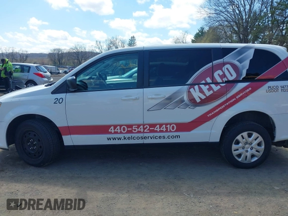 2017 Dodge Grand Caravan SE with VIN 2C7WDGBG3HR828825, listed as a IAAI auction lot 42048885 with 231,690 mi miles and . Bid and sale history available at DreamBid. Image 14.