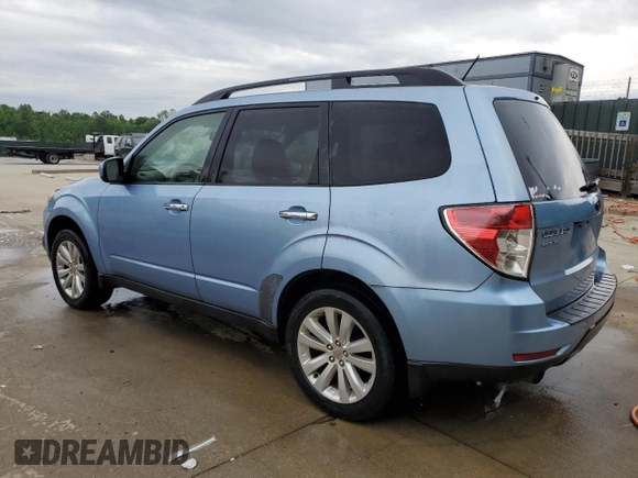 2012 Subaru Forester X Limited with VIN JF2SHAEC6CH452925, listed as a Copart auction lot 56155475 with 226,586 mi miles and Clean title. Bid and sale history available at DreamBid. Image 2.
