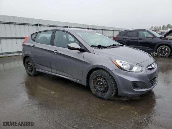 2014 Hyundai Accent GS with VIN KMHCT5AE1EU190043, listed as a Copart auction lot 53330275 with 121,935 mi miles and Clean Title. Bid and sale history available at carsss.com. Image 4.