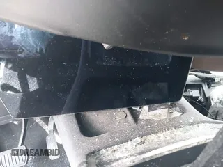 2022 Tesla Model 3 Long Range z VIN 5YJ3E1EB0NF124664, wystawiony jako IAAI lot #34246337 z przebiegiem Nie podano mil oraz . Historia ofert i sprzedaży dostępna na DreamBid. Obrazek 7.