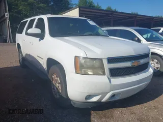 2012 Chevrolet Suburban LT with VIN 1GNSCJE0XCR108082, listed as a IAAI auction lot 42545363 with 264,883 mi miles and . Bid and sale history available at DreamBid. Image 1.