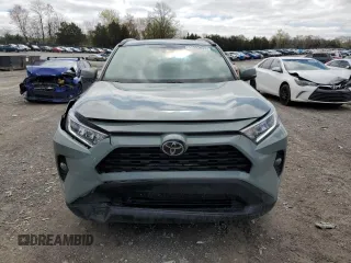 2019 Toyota RAV4 XLE with VIN 2T3W1RFV1KW051326, listed as a Copart auction lot 51323625 with 67,031 mi miles and Salvage Title. Bid and sale history available at DreamBid. Image 5.