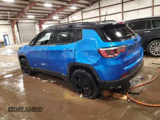 2018 Jeep Compass Altitude with VIN 3C4NJDBB2JT395652, listed as a Copart auction lot 42867225 with 150,776 mi miles and Clean title. Bid and sale history available at DreamBid. Image 2.