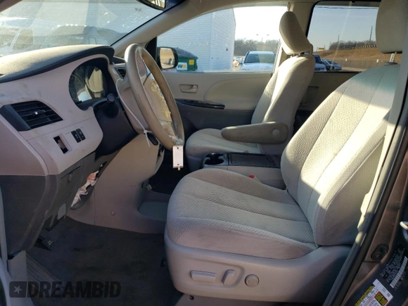 2012 Toyota Sienna LE AAS with VIN 5TDKK3DC6CS176156, listed as a Copart auction lot 45505975 with 86,791 mi miles and Salvage Title. Bid and sale history available at DreamBid. Image 7.