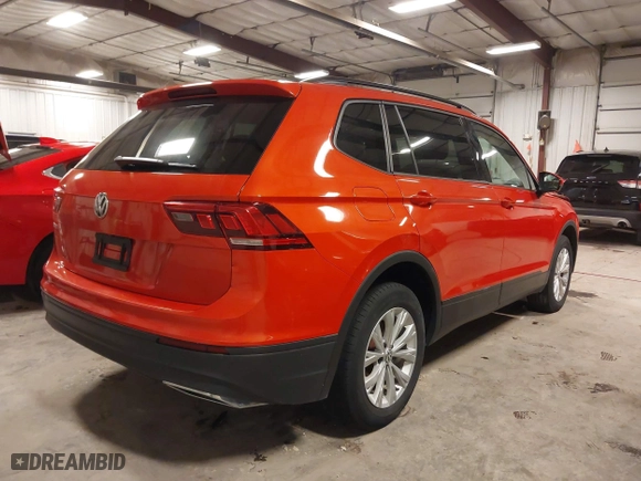 2019 Volkswagen Tiguan S with VIN 3VV0B7AX3KM075498, listed as a IAAI auction lot 41501778 with 143,262 mi miles. Bid and sale history available at carsss.com. Image 4.