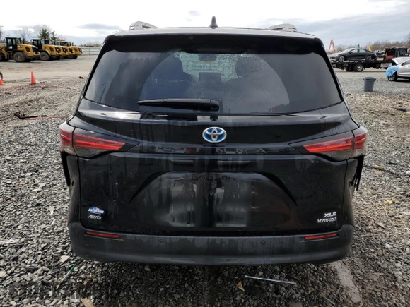 2022 Toyota Sienna XLE с VIN 5TDYSKFC2NS057332, выставлен на аукционе Copart как лот 51828685 с пробегом 47 332 миль миль и Списание • Salvage title. История ставок и продаж доступна на DreamBid. Изображение 6.
