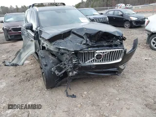 2022 Volvo XC90 Inscription z VIN YV4A22PL2N1851936, wystawiony jako IAAI lot #41258189 z przebiegiem 49 640 mil mil oraz . Historia ofert i sprzedaży dostępna na DreamBid. Obrazek 6.
