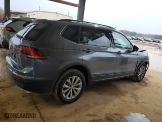 2018 Volkswagen Tiguan S with VIN 3VV1B7AX9JM206548, listed as a Copart auction lot 85611954 with 58,464 mi miles and Salvage Title. Bid and sale history available at carsss.com. Image 3.