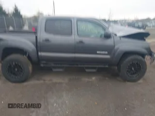 2012 Toyota Tacoma z VIN 3TMLU4EN9CM095110, wystawiony jako IAAI lot #41935207 z przebiegiem 177 543 mil mil oraz . Historia ofert i sprzedaży dostępna na DreamBid. Obrazek 13.