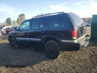 1998 GMC Jimmy SLE with VIN 1GKDT13W6W2543854, listed as a Copart auction lot 76004664 with 157,457 mi miles and Salvage Title. Bid and sale history available at carsss.com. Image 2.