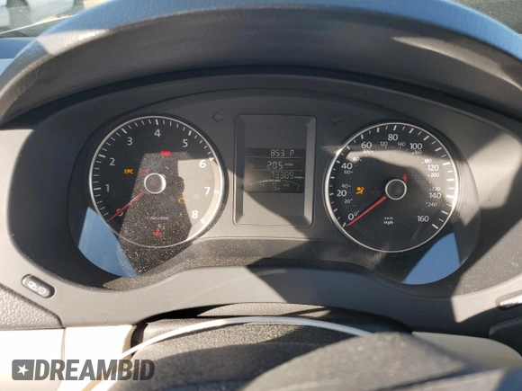 2014 Volkswagen Jetta SE with VIN 3VWD17AJ2EM240795, listed as a Copart auction lot 49749455 with 73,389 mi miles and Salvage title. Bid and sale history available at DreamBid. Image 9.