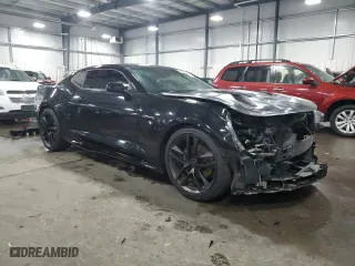 2018 Chevrolet Camaro 2LT with VIN 1G1FC1RS0J0162622, listed as a Copart auction lot 71362134 with 33,180 mi miles and Salvage Title. Bid and sale history available at carsss.com. Image 4.