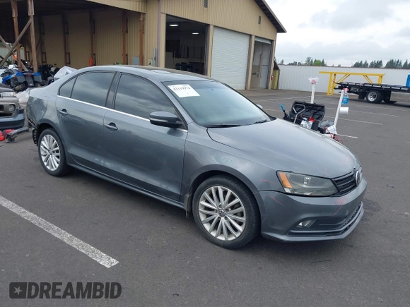 2015 Volkswagen Jetta SE with VIN 3VWD17AJXFM318080, listed as a IAAI auction lot 42119974 with 169,463 mi miles and . Bid and sale history available at DreamBid. Image 1.