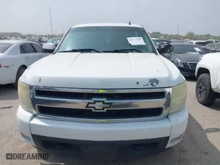 2008 Chevrolet Silverado 1500 LTZ with VIN 3GCEC13J88G286789, listed as a IAAI auction lot 41777520 with 315,993 mi miles. Bid and sale history available at carsss.com. Image 12.