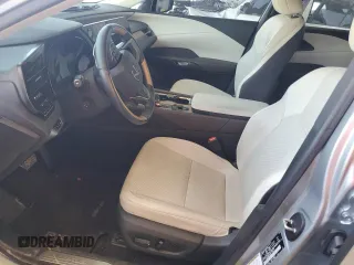 2024 Lexus RX 350 z VIN JTJCHMAA6R2011832, wystawiony jako Copart lot #56417675 z przebiegiem 18 955 mil mil oraz Szkoda całkowita • Salvage title. Historia ofert i sprzedaży dostępna na DreamBid. Obrazek 7.