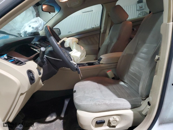 2018 Ford Taurus SE with VIN 1FAHP2D8XJG138475, listed as a Copart auction lot 45246815 with 197,448 mi miles and Salvage Title. Bid and sale history available at carsss.com. Image 7.