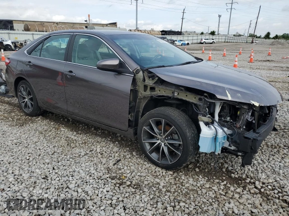 2015 Toyota Camry XLE z VIN 4T1BF1FK4FU956830, wystawiony jako Copart lot #58418565 z przebiegiem 88 771 mil mil oraz Szkoda całkowita • Salvage title. Historia ofert i sprzedaży dostępna na DreamBid. Obrazek 4.