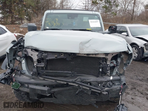 2024 Ford Bronco Big Bend with VIN 1FMDE7BH1RLA98283, listed as a IAAI auction lot 41421097 with 6,418 mi miles and . Bid and sale history available at DreamBid. Image 12.