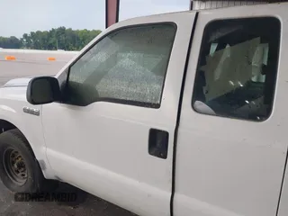 1999 Ford F-250 XL with VIN 1FTNX20L0XEC02440, listed as a IAAI auction lot 42739788 with 247,489 mi miles and . Bid and sale history available at DreamBid. Image 13.