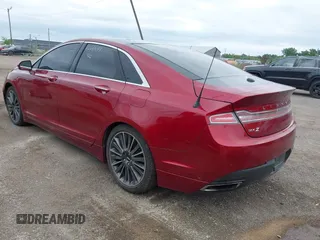 2013 Lincoln MKZ z VIN 3LN6L2G95DR806631, wystawiony jako IAAI lot #42663137 z przebiegiem 167 646 mil mil oraz . Historia ofert i sprzedaży dostępna na DreamBid. Obrazek 3.