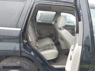 2006 Jeep Grand Cherokee Overland with VIN 1J8HR68296C308382, listed as a IAAI auction lot 41466673 with 167,028 mi miles. Bid and sale history available at carsss.com. Image 8.